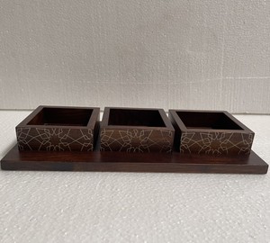 Bandeja de Madera Hecha a Mano con Incrustaciones de Nácar para Dulces y Chocolates, Caja Rectangular de 3 Compartimentos, Precio de Fábrica para Ramadán y Eid - Product Image 5