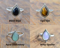 Anillo de Plata de Ley de Alta Calidad con Piedra de Pera, Larimar, Ónix, Ojo de Tigre, Cornalina, Prehnita, con Engaste de Bisel y Forma de Lágrima