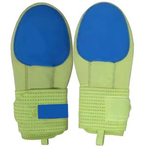 Meilleures ventes : Gants de baseball tendance avec logo personnalisé, style unique, prix bas, en néoprène respirant, fabriqués au Pakistan - Product Image 1