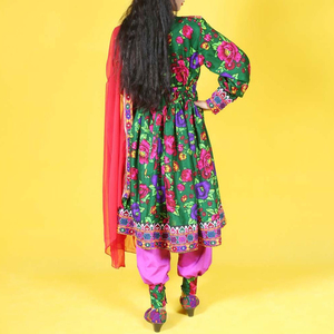Nuevo Vestido Afgano Kutchi en Oferta, Vestido Étnico Afgano Hecho a Mano con Espejos, Vestido Tradicional de la Cultura Afgana para Mujer - Product Image 4