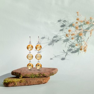 Pendientes Largos de Plata de Ley 925 de Primera Calidad, Chapados en Rodio, con Cristal Amarillo Miel y Tres Piedras Preciosas Redondas para Mujer - Product Image 3
