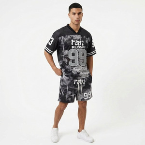 Ensemble de survêtement streetwear pour homme, noir et gris imprimé, col en V, manches courtes, respirant, short décontracté d'été avec cordon de serrage - Product Image 4