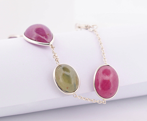 กำไลแซฟไฟร์อัญมณีทรงหลังเบี้ยทำมือหลากสีจากธรรมชาติแท้925เงินสเตอร์ลิง - Product Image 4