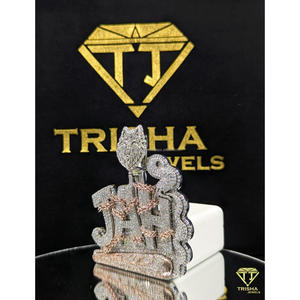 จี้เงินแท้ 925 ประดับเพชร VVS แบบเรียงเต็มหน้า ดีไซน์โดดเด่นจาก Trisha Jewels - Product Image 6