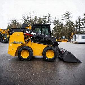 Promotion : Chargeuse compacte sur pneus XC7 SV12 de 2,6 tonnes, haute performance, polyvalente, pour la construction, directement de l'usine - Product Image 1
