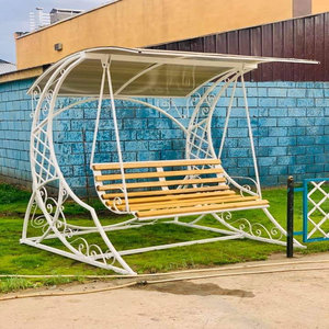 Columpio de Hierro Forjado Artesanal, Columpio de Jardín con Patrones Decorativos Personalizados para Hoteles y Jardines de Villas - Product Image 5