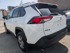 Toyota RAV4 XLE AWD d'occasion 2025 - Product Image 4