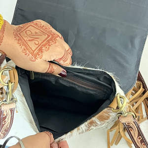 New Wholesale Fashion Women's Hand Tooled Cowhide Leather Fringe Crossbody Shoulder Handbag Luxury Designer Purse <b>for</b> Women's - Product Image 6