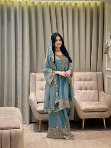 Ensemble prêt-à-porter entièrement cousu en soie Nc Moss avec broderie de fil de créateur, travail de sequins et de Zari, comprenant un haut, un pantalon Plazzo et une dupatta. - Product Image 3