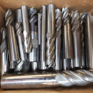 Gránulos de Carburo de Tungsteno Sinterizado Irregular de 9.5~12.7mm para Soldadura y Brazing, Partículas Cementadas Personalizadas Marca Lampang - Product Image 3