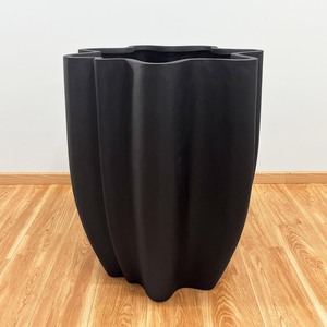 Fournisseur de produits de jardinage, artisanat du Vietnam, jardinières en pierre synthétique pour espaces verts, fabriquées par un fabricant vietnamien - Product Image 2