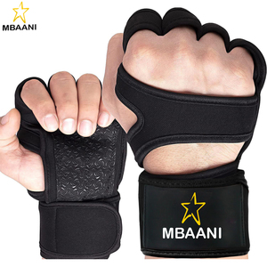 Guantes de Levantamiento de Pesas Ventilados, Guantes de Entrenamiento para Hombres y Mujeres con Muñequeras Integradas, Guantes de Gimnasio sin Dedos para Hombres - Product Image 1