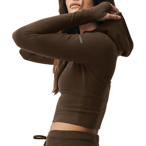 ชุดเซ็ตฮู้ดดี้ผ้าฝ้ายและกางเกงขายาวทรงบูทคัทสำหรับผู้หญิง ชุด 2 ชิ้น เนื้อผ้านุ่มสบาย สไตล์ลำลอง ชุดออกกำลังกาย ผ้าถักยืดหยุ่น รับผลิตตามแบบ OEM แบรนด์ส่วนตัว - Product Image 4