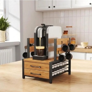 Organisateur de station à café en bois avec tiroir de rangement pour dosettes K-Cup à 2 niveaux et support à 8 crochets pour mugs, pour le rangement sur comptoir de bar à café - Product Image 1
