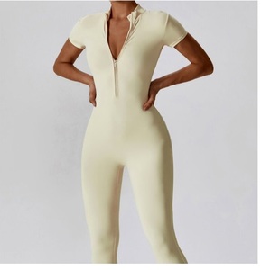 Ensemble de vêtements de sport pour femmes, de haute qualité, avec logo personnalisé, vente en gros, fitness, yoga, hauts courts à manches longues, soutien-gorge de sport, leggings - Product Image 4