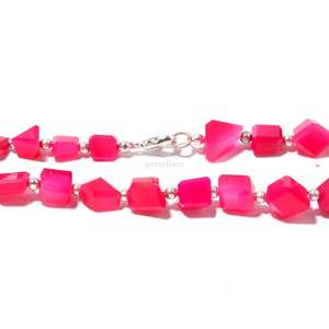 สร้อยคอประดับลูกปัดหินแคลเซโดนีสีชมพูสดแบบเจียระไน งานแฮนด์เมด เครื่องประดับอัญมณีแคลเซโดนี สร้อยคอหินประจำเดือนมิถุนายน ดีไซน์หรูหรา - Product Image 2