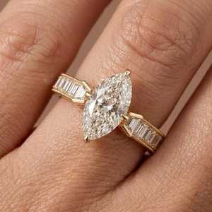 Bague Solitaire Classique en Diamant Taille Marquise 2.01CT VS1 de Luxe, Cultivé en Laboratoire, en Or Jaune 14K, Bague de Promesse Fine pour Cadeau Anniversaire - Product Image 4