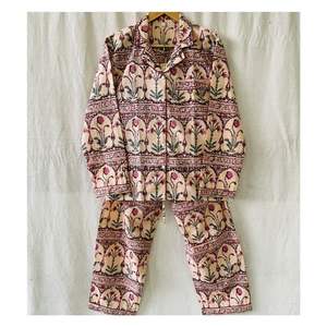 Nouvel arrivage : Ensemble de nuit en coton pour femme, magnifique pyjama indien imprimé à la main, 100 % coton - Product Image 1