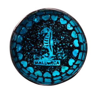 Bol en noix de coco personnalisable OEM/ODM avec design hippocampe en nacre, prix compétitif, vente chaude - Product Image 1