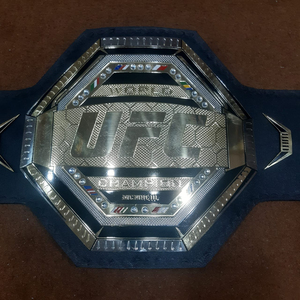 Cinturón de Campeonato UFC Legacy - Zinc/Cuero, Cintura Alta, 4mm de Grosor, Duradero - Product Image 4
