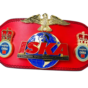 Cinturón de Campeonato ISKA con Corona y Alas, Cinturón de Título de Cuero Negro de Primera Calidad para Kickboxing y Deportes - Product Image 6