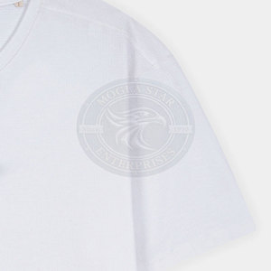 Completo Sportivo Estivo da Uomo Personalizzato: T-Shirt e Pantaloncini Traspiranti per Corsa e Palestra - Product Image 3