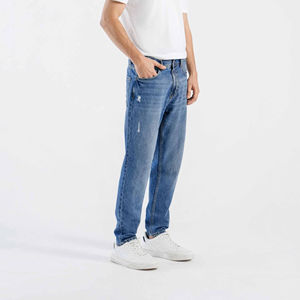 Jeans en denim personnalisés pour hommes, coupe slim élégante, fabriqués en denim de coton de haute qualité pour une mode décontractée et urbaine - Product Image 4
