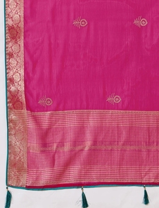 Sari en rayonne et mousseline de Bollywood orné KV pour femme (rose) – Séchage rapide et sans plis – Collection Automne - Product Image 2