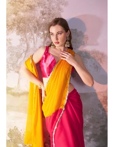Sari KV de Georgette Rosa con Bloques de Color y Blusa sin Coser - Product Image 1
