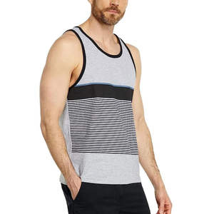 Camiseta sin mangas casual de gimnasio para hombre OEM con logo frontal, transpirable, de punto, para entrenamiento y estilo de vida, con bordado y botones de encaje desplazados. - Product Image 1