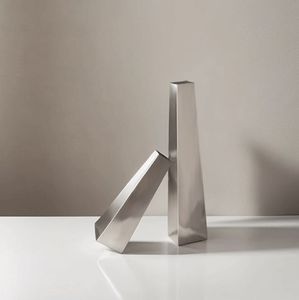 Jarrón de Acero Inoxidable para Mesa, Diseño Minimalista, Resistente al Óxido - Product Image 4