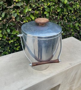 Cubo Metálico de Gran Capacidad para Agua, Hielo y Uso General - Product Image 4