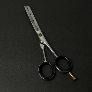 Newest Edition Stainless Steel Made 32 Teeth Thinning Shears Custom Made Hair Dressing tools For Barbershop & Salon Use - Product Image 4
