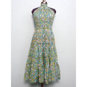 Magnifique Robe Longue Bohème Moderne à Imprimé Floral, Col Halter, Coupe Trapèze en Coton, Faite Main, Écologique, Respirante, Idéale pour l'Été et les Fêtes Printanières - Product Image 1