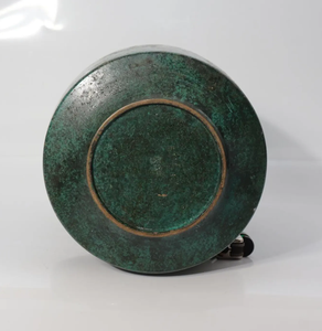 Vase décoratif moderne en fer forgé avec patine verte, fait main, texture en relief, pour plantes d'intérieur et d'extérieur, vente en gros - Product Image 4
