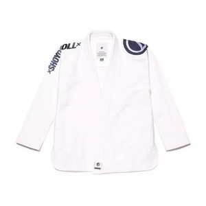 ชุดยิวยิตสูสีขาวสำหรับ OEM Brazilian BJJ  โลโก้ด้านหน้าแบบกำหนดเอง น้ำหนัก 480 กรัม ระบายอากาศได้ดี แห้งเร็ว ผ้าฝ้าย 100% ทอลายเพิร์ล  ขนาด 20.3 - Product Image 1