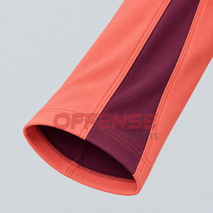 Camisetas interiores ecuestres unisex que ofrecen comodidad ligera, movimiento flexible y materiales transpirables para montar a caballo. - Product Image 5
