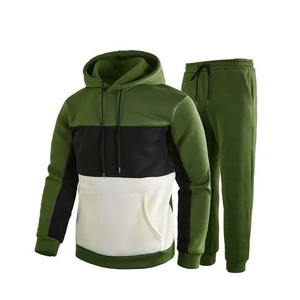 Survêtement à capuche pour homme, couleur verte, blocs de couleurs, manches longues, coupe décontractée, polyester et coton, vêtements d'automne avec poches latérales - Product Image 1