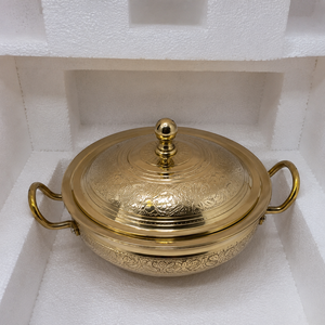 Cacerola de Latón Grabada a Mano con Tapa y Asas, 2.5L, Olla de Lujo para Mantener la Comida Caliente, para Hoteles, Restaurantes y Servicios de Catering - Product Image 2