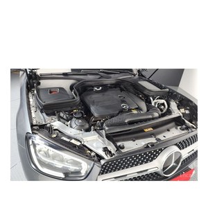 Mercedes-Benz GLC-Class GLC300 4MATIC 2022, 35 996 km, boîte automatique, sièges en cuir, conduite à gauche, caméra de recul - Product Image 6