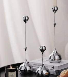 Porte-bougie conique moderne en métal argenté, grand support décoratif pour bougies, idéal pour la décoration intérieure, la table, la salle à manger, ou comme centre de table de mariage. - Product Image 3