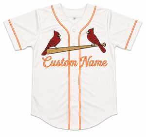 Camiseta deportiva de béisbol personalizada al por mayor, moderna y transpirable, de poliéster, con cuello en V, manga corta, blanca con ribete naranja. - Product Image 1