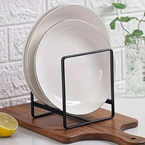Support pour assiettes en fer forgé, fabriqué à la main pour une décoration intérieure élégante et une présentation sécurisée des assiettes décoratives - Product Image 2