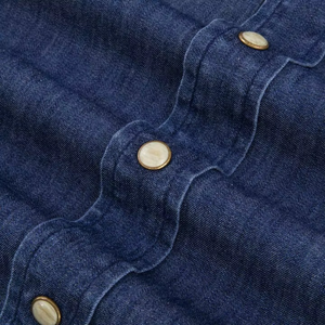 Chemise en jean pour homme à manches longues, couleur unie, col rabattu, coupe classique, respirante, style décontracté, finition délavée - Product Image 6