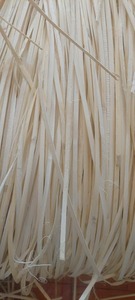 Piel de Ratán Crudo Ecológica Disponible, de 3-10 mm, Tratada Contra el Moho, para Tejido de Persianas de Ratán - Product Image 3