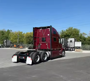 Suministro Confiable: Camión Usado Volvo VNL860 - 6x4 con Techo Elevado y Doble Cama, Modelo 2022, en Venta - Product Image 2