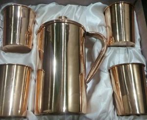 Juego de jarras de cobre para rituales matutinos de lujo, juego de metal para servir agua con vasos, duradero, reutilizable, para servir en la cocina. - Product Image 3