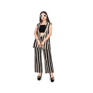 New Elegant Women's Western <b>Set</b> Beautiful Black and <b>White</b> Zig Zag Design <b>Set</b> For Office and Party Wear - Product Image 1