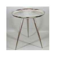 Nouvelle conception, table d'appoint en aluminium brut antique, moulée par injection, meubles traditionnels, chambre d'hôtel, salon, Azora pliable