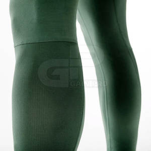 Pantalones de compresión deportivos para hombre, material de secado rápido, diseñados para entrenamientos en el gimnasio, entrenamiento al aire libre y fitness diario. - Product Image 5